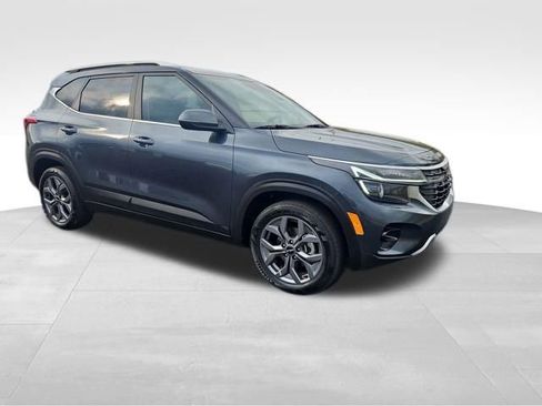 Used 2024 Kia Seltos S image 8