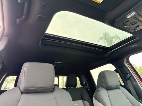 New 2025 Toyota Tacoma TRD Off-Road image 16