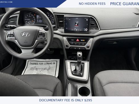 Used 2018 Hyundai Elantra SE image 13
