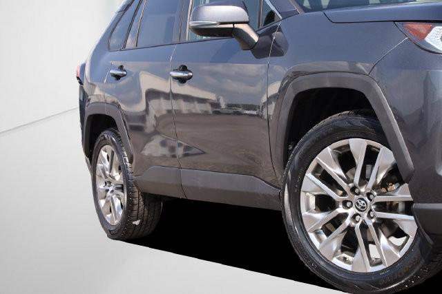 Certified 2019 Toyota RAV4 Limited w/ Advanced Technology Package AWD/4WD image 3