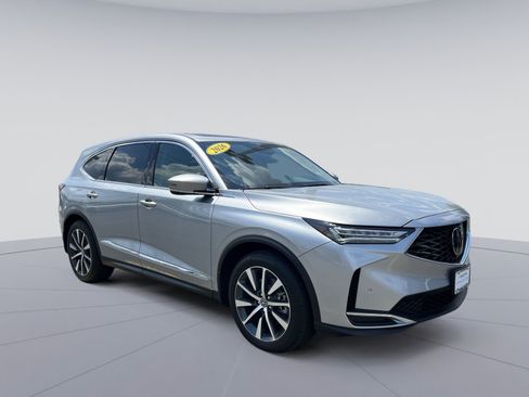 Certified 2026 Acura MDX SH-AWD w/ Technology Package image 11