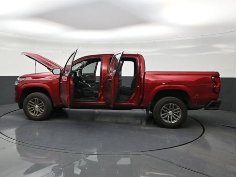 Used 2023 Chevrolet Colorado LT w/ LT Convenience Package RWD image 30
