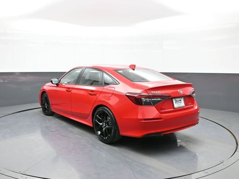 Certified 2025 Honda Civic Sport image 8