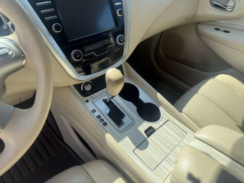 Used 2016 Nissan Murano S w/ Navigation Package image 10