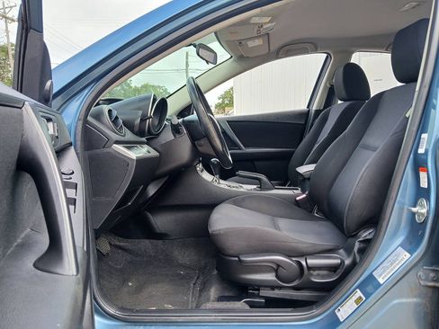 Used 2011 MAZDA MAZDA3 i Touring FWD image 5