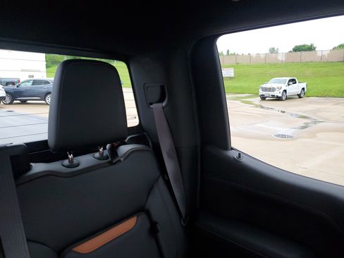 Used 2019 GMC Sierra 1500 AT4 w/ AT4 Premium Package AWD/4WD image 15