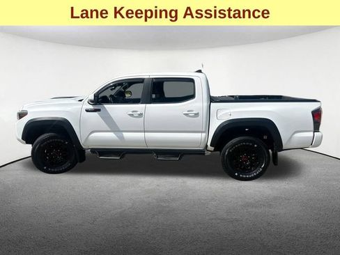 Used 2019 Toyota Tacoma TRD Pro AWD/4WD image 6