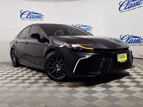 Used 2025 Toyota Camry XSE w/ Premium Package image 1