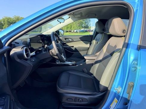 Certified 2026 Chevrolet Trax ACTIV FWD image 7