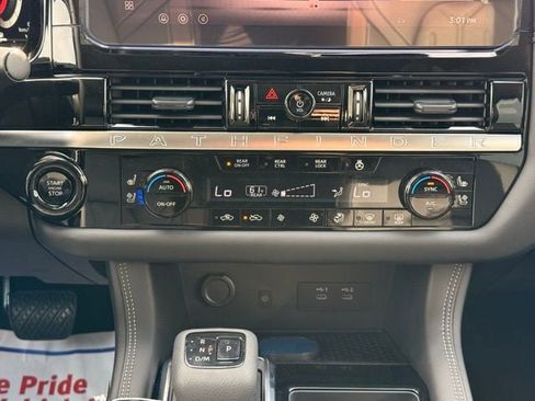 New 2026 Nissan Pathfinder Platinum w/ Cargo Package image 29