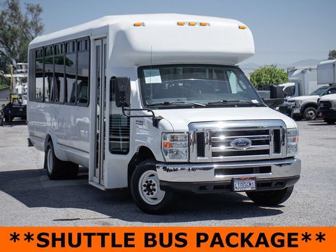 Used 2013 Ford E-450 and Econoline 450 Super Duty w/ Shuttle Bus Prep Pkg RWD image 2