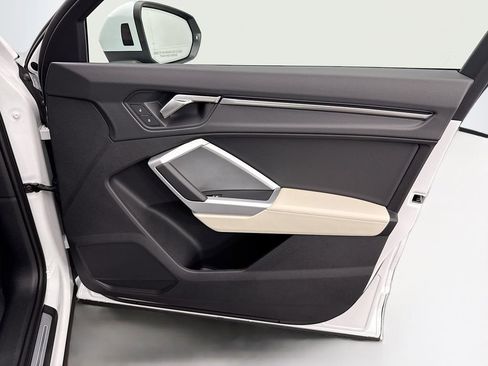 Used 2025 Audi Q3 2.0T Premium w/ Convenience Package image 23