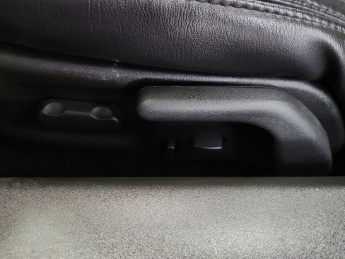 Used 2006 Chevrolet Corvette Convertible w/ Preferred Equipment Group image 27