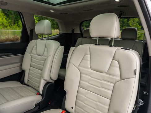 Used 2025 Kia Telluride SX Prestige AWD/4WD image 20
