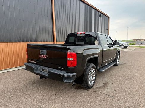 Used 2014 GMC Sierra 1500 Denali w/ Driver Alert Package AWD/4WD image 6