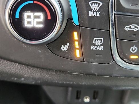 Certified 2023 Chevrolet Traverse LT image 22