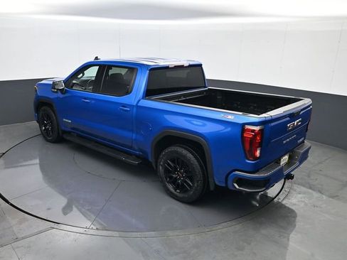 Used 2022 GMC Sierra 1500 Elevation image 19