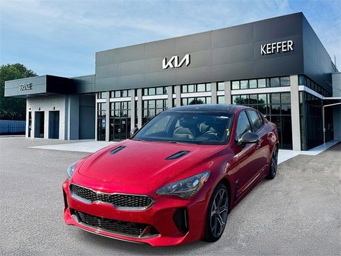 Certified 2021 Kia Stinger GT2 image 1