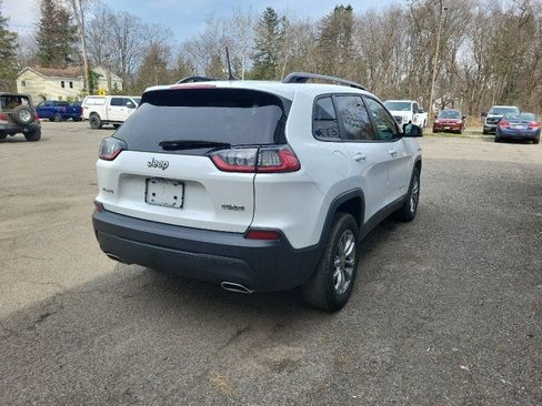 Used 2022 Jeep Cherokee Latitude Lux w/ Sun & Sound Group AWD/4WD image 6