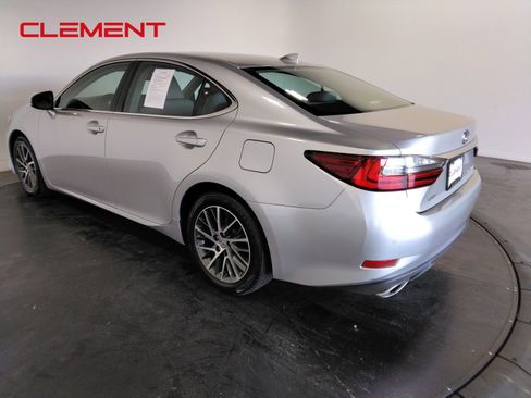 Used 2017 Lexus ES 350 image 8