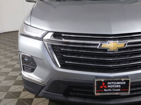 Used 2023 Chevrolet Traverse LT AWD/4WD image 12