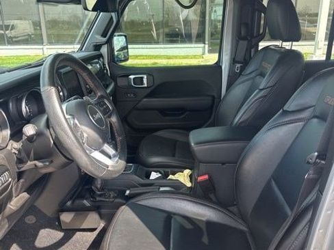 Used 2021 Jeep Wrangler Unlimited Rubicon w/ Trailer Tow Package image 13