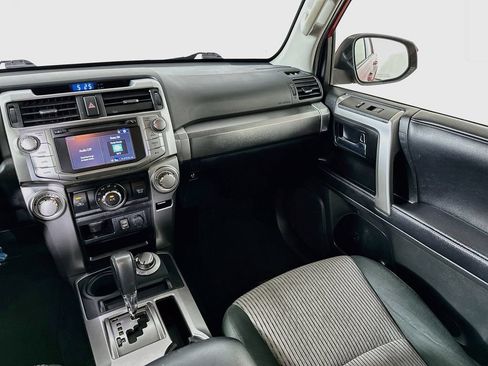 Used 2019 Toyota 4Runner SR5 AWD/4WD image 20