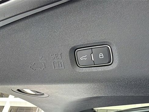 New 2025 Lincoln Navigator L Reserve image 18