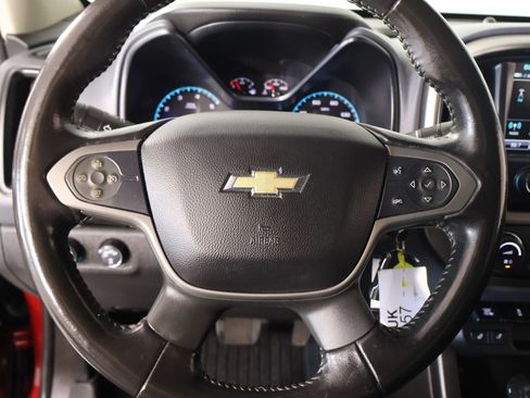 Used 2018 Chevrolet Colorado Z71 w/ LPO, Premium Interior Package AWD/4WD image 3