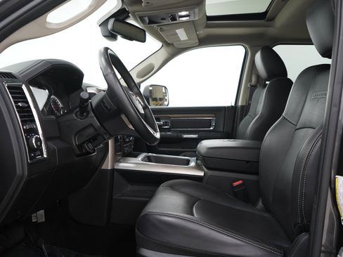 Used 2017 RAM 2500 Laramie w/ Sport Appearance Group AWD/4WD image 22