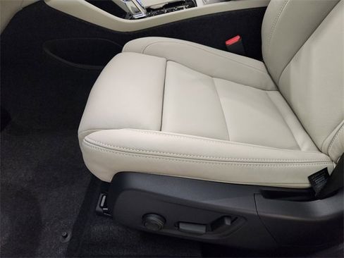 New 2026 Volvo XC40 B4 Plus w/ Protection Package Premier image 24