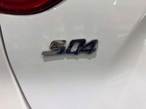 Used 2017 Maserati Levante S image 12