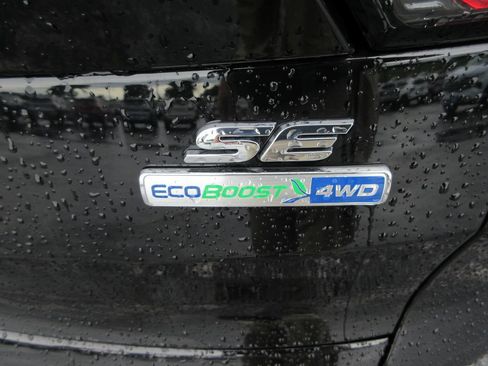 Used 2018 Ford Escape SE AWD/4WD image 10