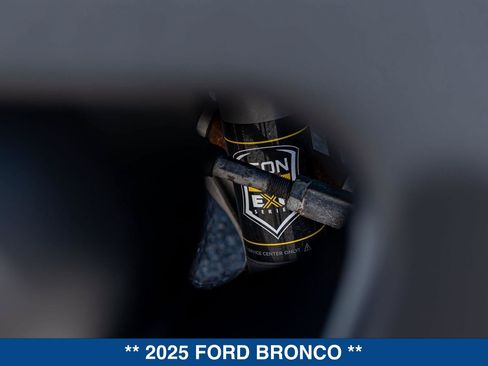 Used 2025 Ford Bronco Badlands AWD/4WD image 20