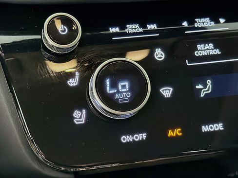 Used 2023 INFINITI QX60 Luxe w/ Cargo Package AWD/4WD image 24