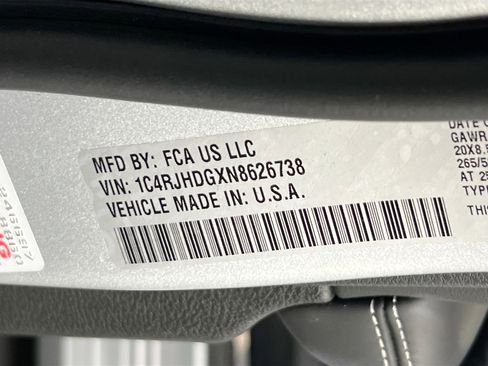 Used 2022 Jeep Grand Cherokee Overland image 32