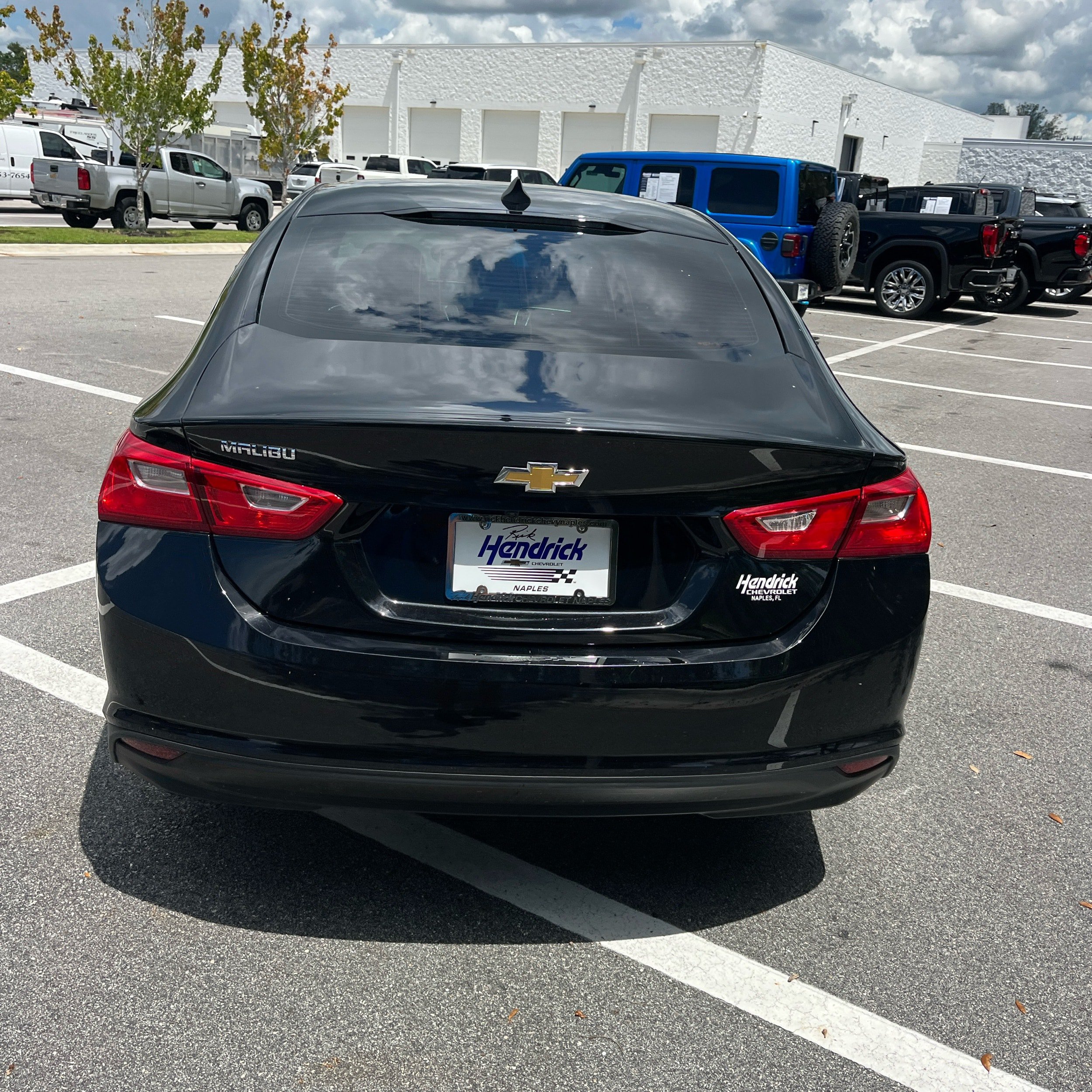 Used 2022 Chevrolet Malibu LS FWD image 12