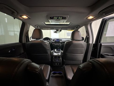Used 2017 Honda Pilot Elite image 20