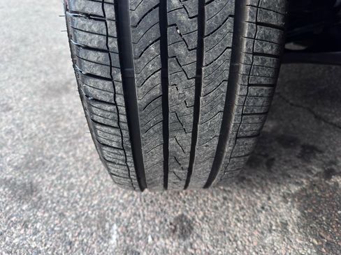 Used 2021 Buick Encore Preferred image 39