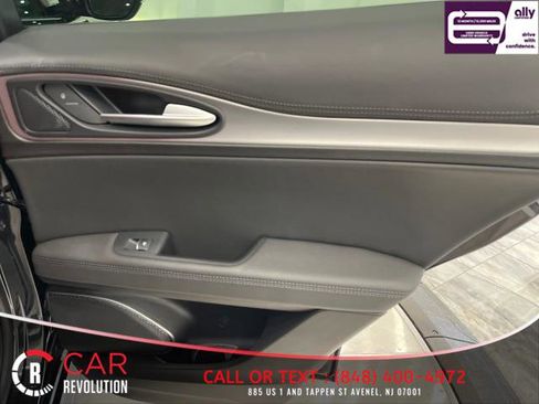 Used 2022 Alfa Romeo Stelvio Veloce image 44