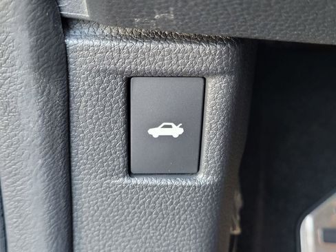 Used 2025 Honda Accord Sport image 17