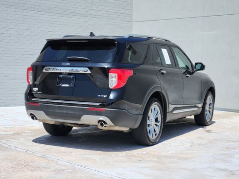 Used 2023 Ford Explorer Limited AWD/4WD image 8