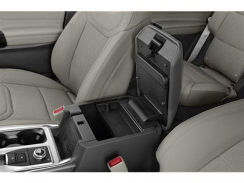 Used 2023 Ford Explorer Platinum w/ Technology Package image 14