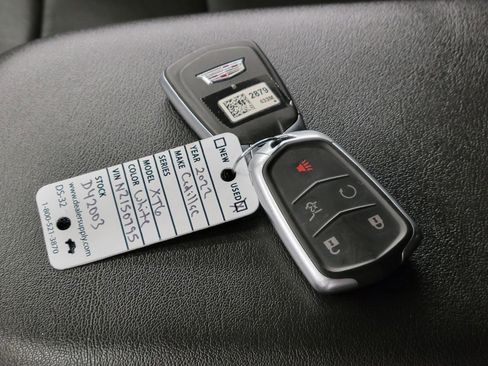 Certified 2022 Cadillac XT6 Sport w/ Technology Package image 29