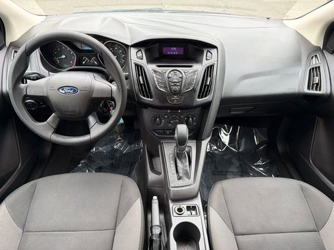 Used 2012 Ford Focus S FWD image 22