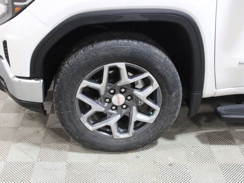 Used 2023 GMC Sierra 1500 SLT w/ X31 Off-Road Package image 47