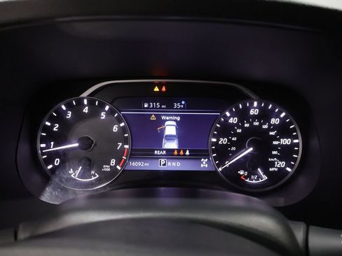 Used 2024 Nissan Frontier SV AWD/4WD image 39