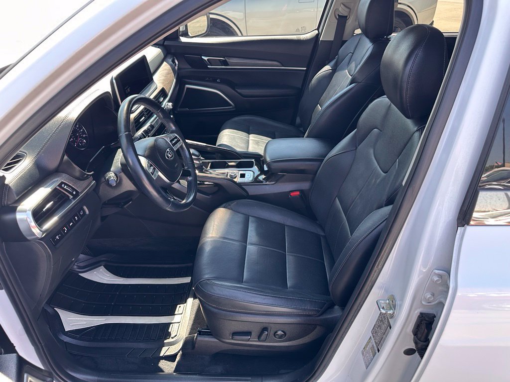 Used 2021 Kia Telluride EX w/ EX Premium Package AWD/4WD image 13