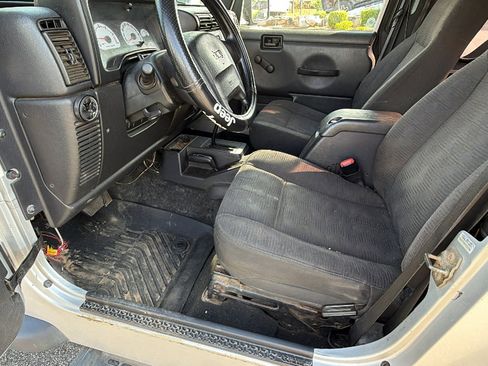 Used 2005 Jeep Wrangler Sport AWD/4WD image 15