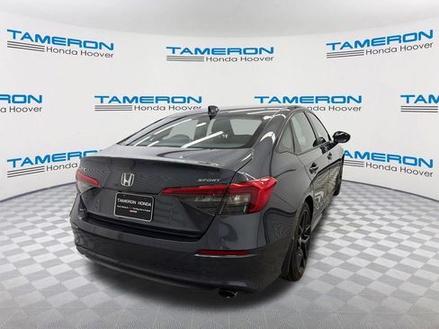 Used 2023 Honda Civic Sport image 5
